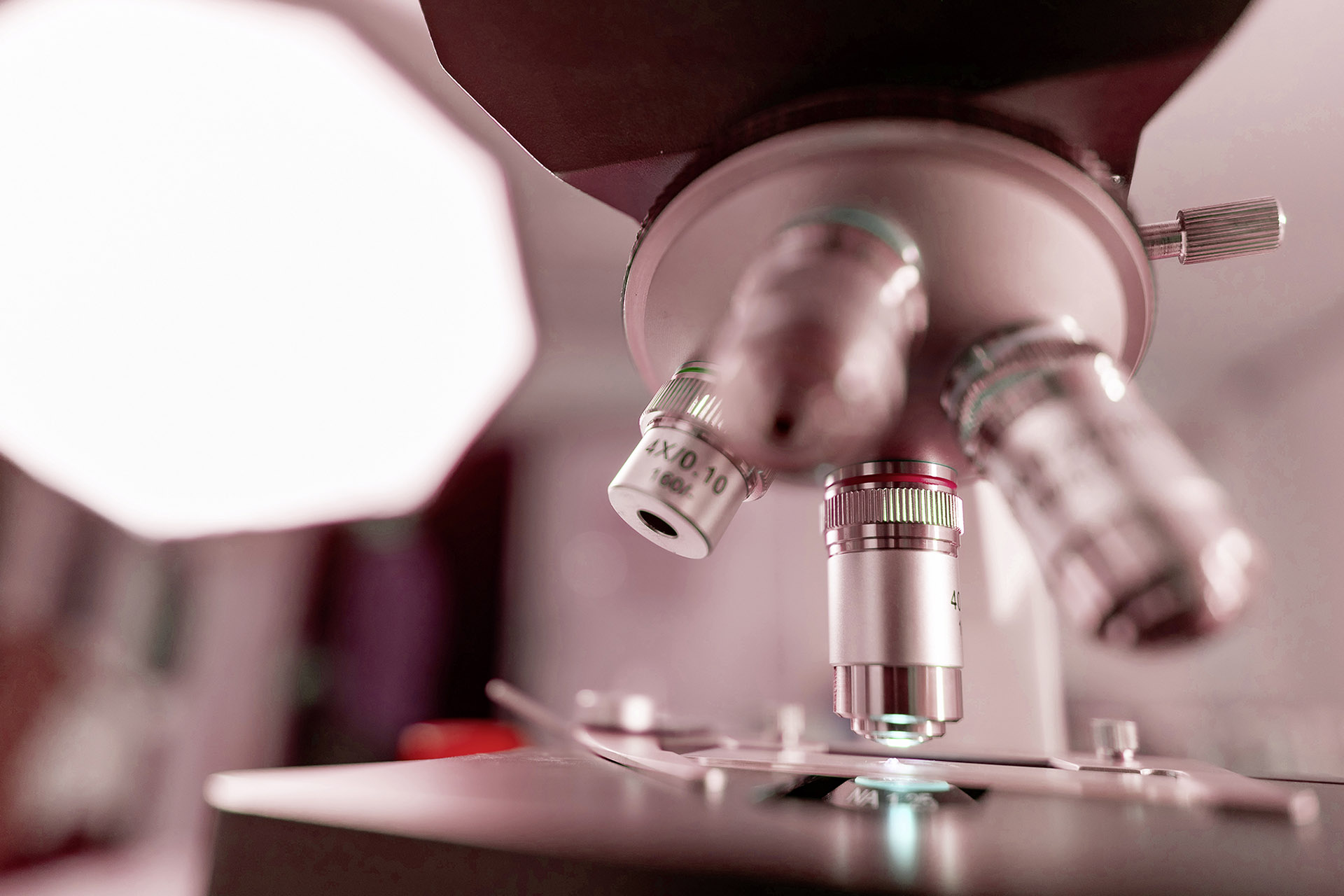 Microscope