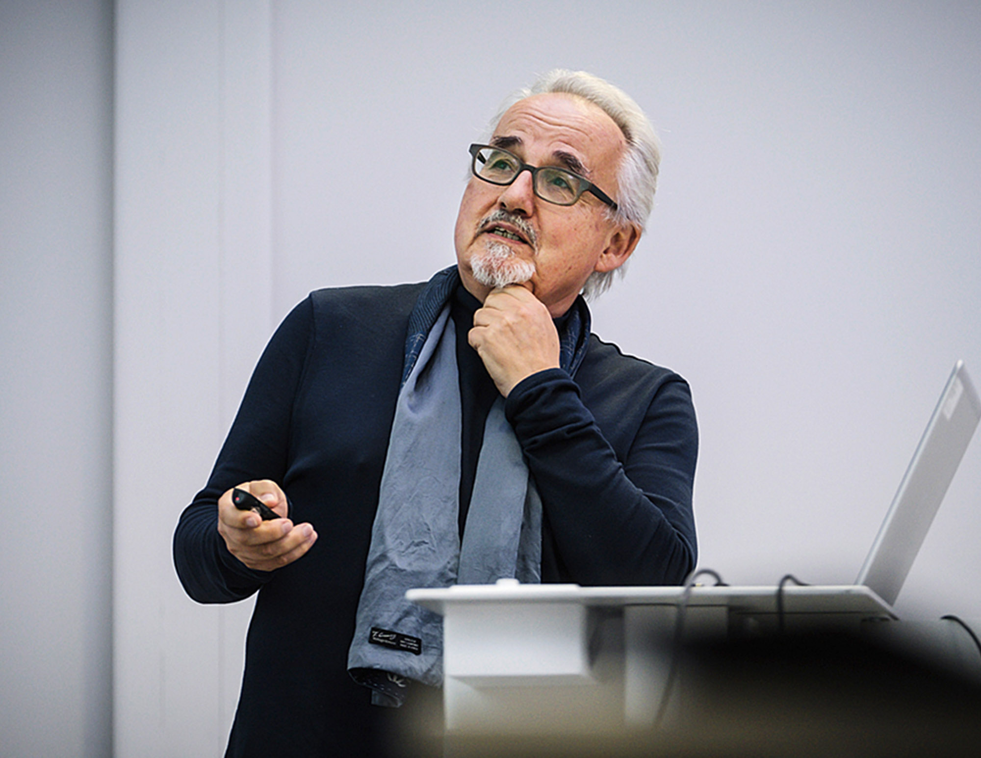 Thomas Cerny während einer Präsentation