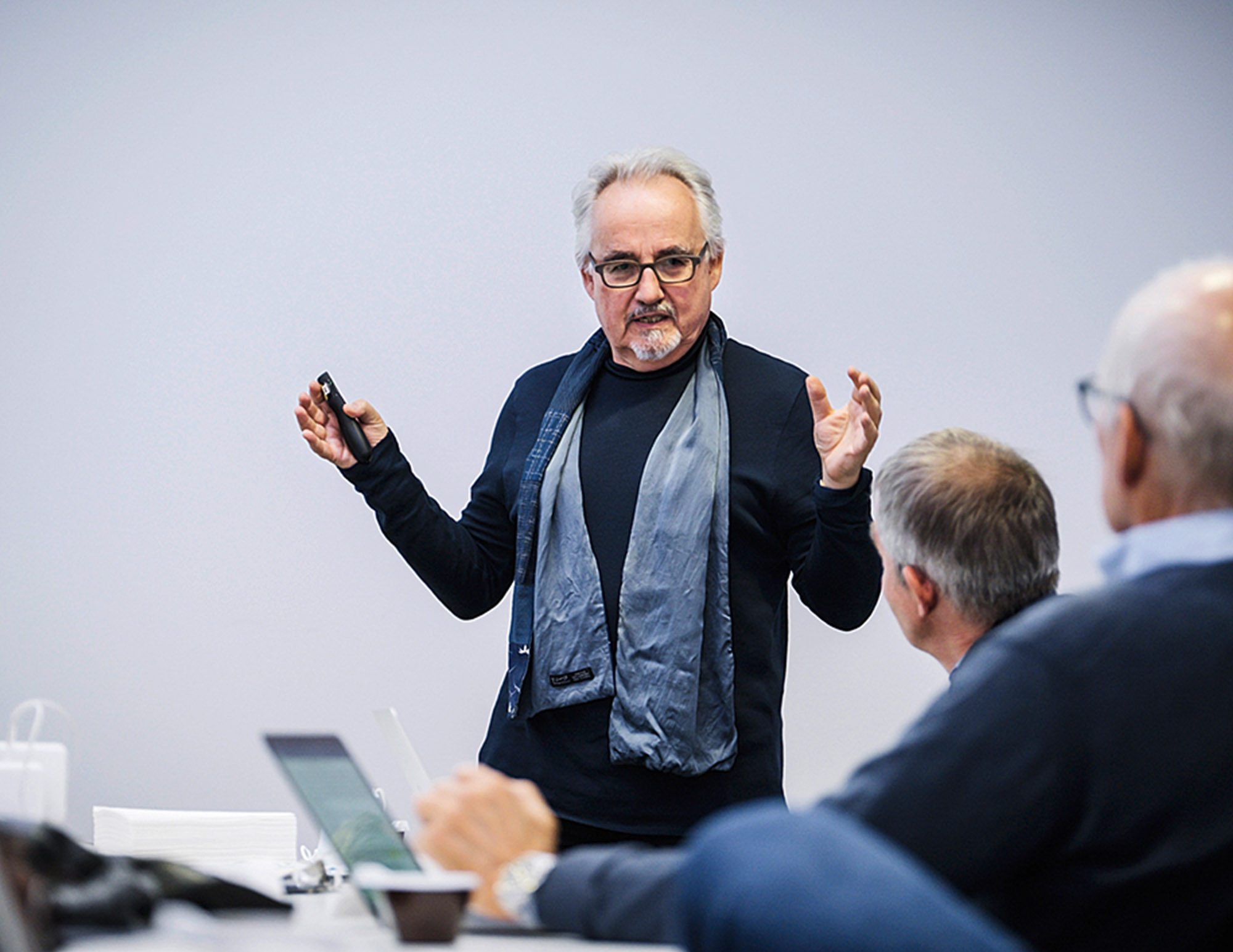 Thomas Cerny während einer Präsentation